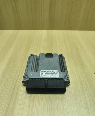 Audi A4 S4 B9 8W Engine control unit/module 05L907309 0281034002