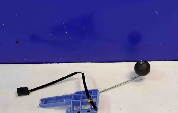 Fuel level sensor
