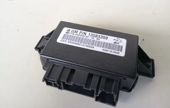 Opel Insignia A Seat heating relay 13583359