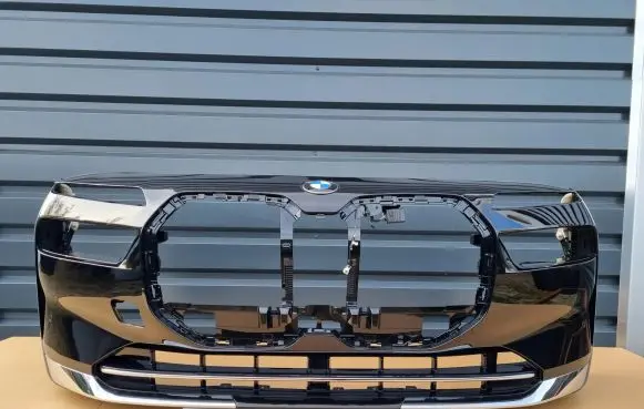 BMW 7 G70 Front bumper