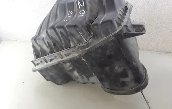 Chrysler Voyager Air filter box