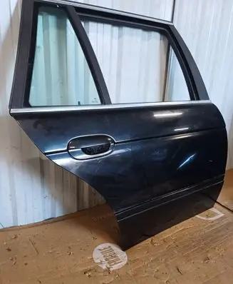 BMW 5 E39 Rear door