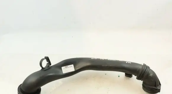 BMW X7 G07 Intercooler hose/pipe 8651066 13718651066