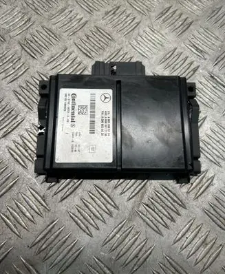 Mercedes-Benz C W205 Blind spot module A0009005109