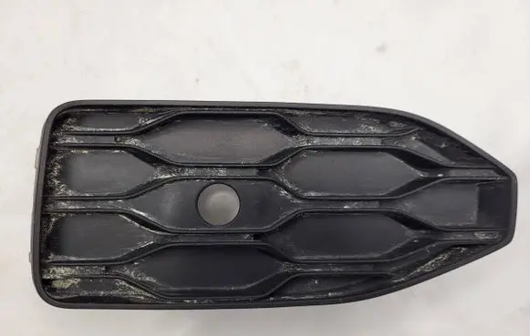 Volkswagen T-Roc Front bumper lower grill 2ga919493b 2ga853211c