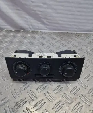 Skoda Fabia Mk2 (5J) Climate control unit 5J0819045 901512740000