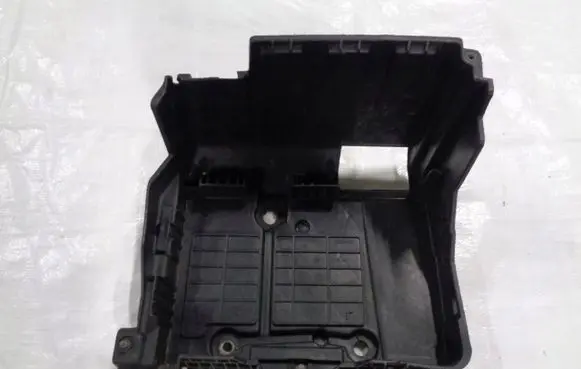 Renault Scenic II - Grand scenic II Battery tray 8200467409