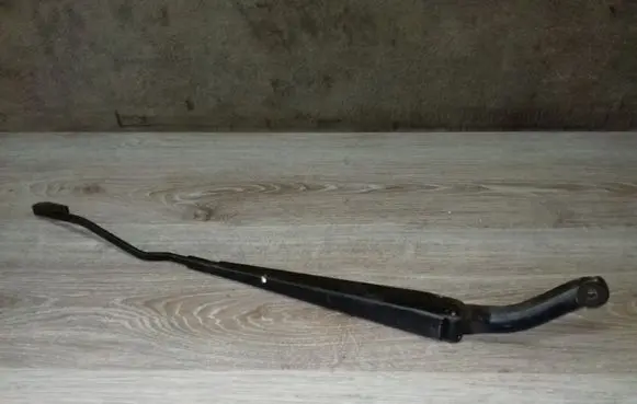 Volvo S60 Front wiper blade arm 8624243 8624266