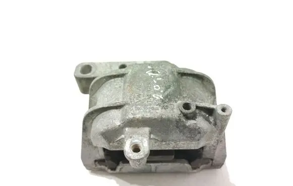 Volkswagen Golf V Engine mount bracket 1K0199262