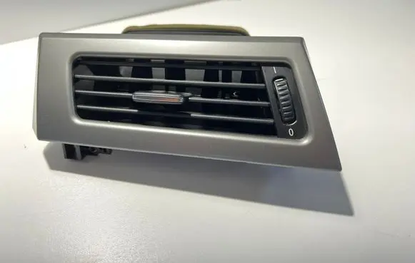 BMW 5 E60 E61 Dashboard side air vent grill/cover trim 14121810 64226910731
