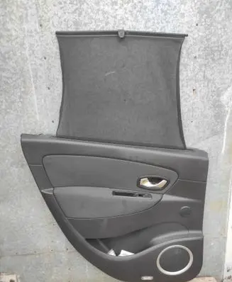 Renault Scenic III - Grand scenic III Front door card panel trim
