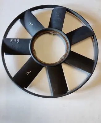 BMW 5 E39 Fan impeller 2243303 6600100000