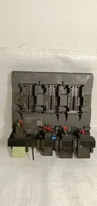 Volkswagen PASSAT B7 Comfort/convenience module 3AA937087A 5WK50231 BCMPQ47