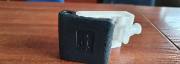 Toyota Verso Engine bonnet (hood) release handle