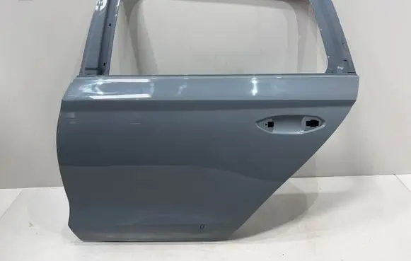 Skoda Octavia Mk4 Rear door