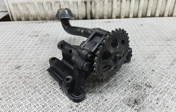 Oil pump