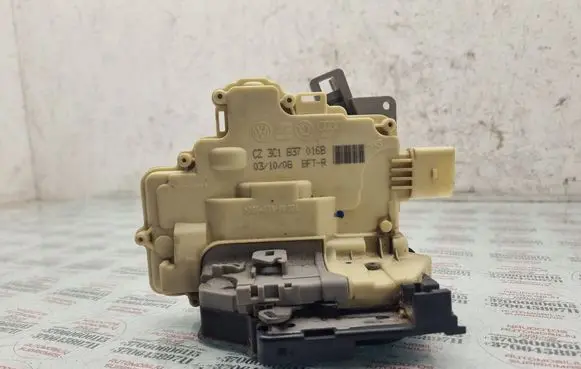 Audi Q7 4L Front door lock 3C1837016B