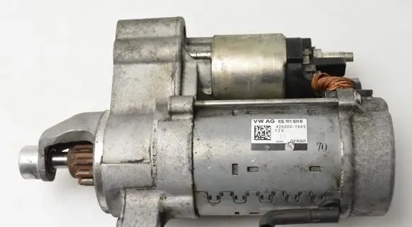 Volkswagen PASSAT B8 Starter motor 03L911024B