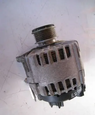 Volkswagen Polo V 6R Generator/alternator 03P903023D