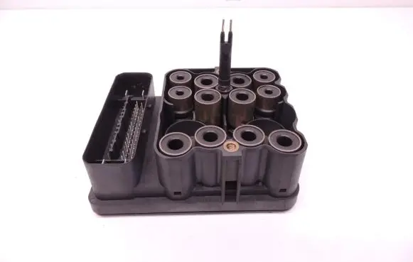 Volvo V50 ABS control unit/module 30736589A D34