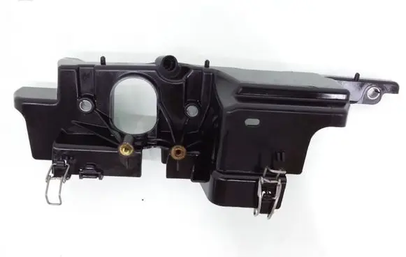 Other engine bay part