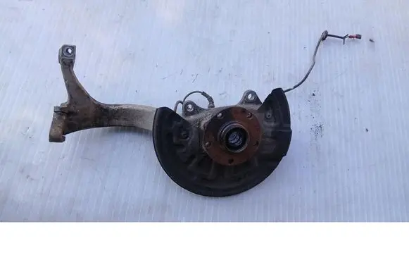 Audi A6 Allroad C5 Front wheel hub spindle knuckle ZWROTNICAAUDI