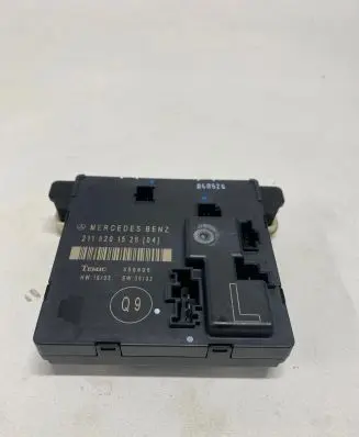 Mercedes-Benz E W211 Door control unit/module 2118201526 356805