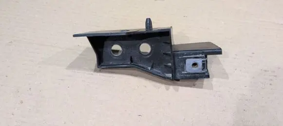 Renault Master III Headlight/headlamp mounting bracket 622215034R