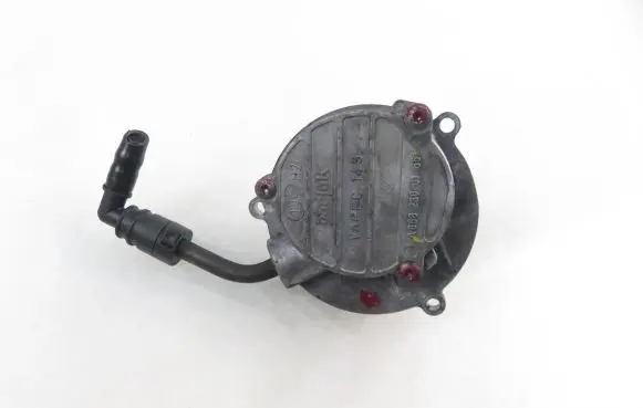 Mercedes-Benz A W168 Vacuum pump 6682300165