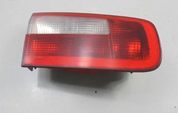 Renault Laguna II Rear/tail lights 8200002475