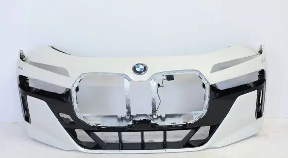 BMW 7 G70 Front bumper 65471888