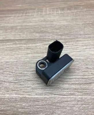 Mercedes-Benz E C207 W207 Airbag deployment crash/impact sensor A0055421218