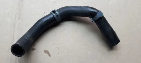Audi A4 S4 B9 8W Engine coolant pipe/hose 8W0819370C