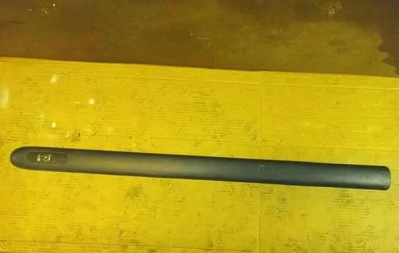 Renault Kangoo I Front door trim (molding) 7700304633