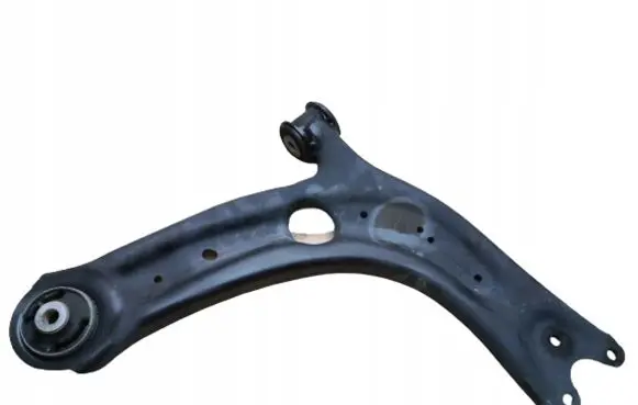 Volkswagen PASSAT B8 Front lower control arm/wishbone 3Q0407154D