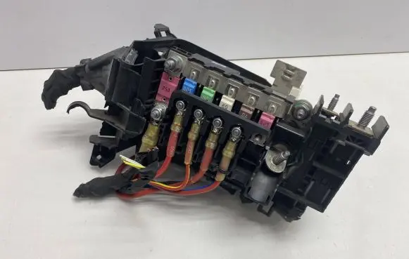 Mercedes-Benz GLA W156 X156 Positive wiring loom A2465401850