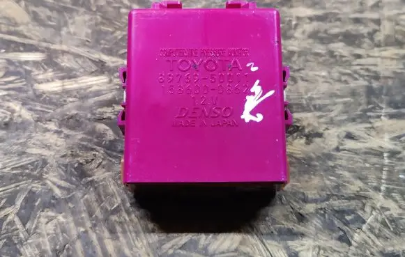 Lexus LS 460 - 600H Tire pressure control unit 8976950011
