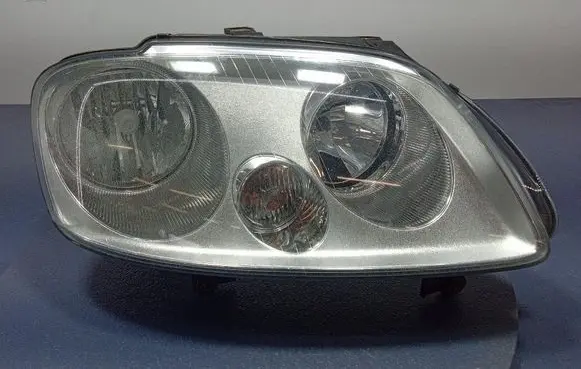 Volkswagen Touran I Headlight/headlamp 2K0941006B