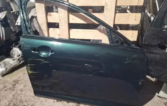 Jaguar XF X250 Front door