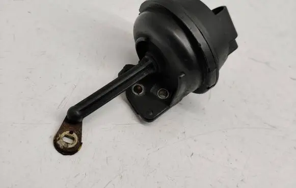 Mercedes-Benz S W220 Valve vacuum A1121410069 1121410069