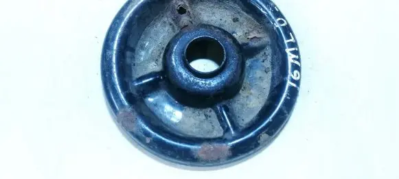 Mitsubishi Lancer Front coil spring rubber mount 