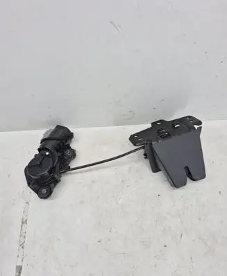 Volvo XC40 Tailgate/trunk/boot lock/catch/latch 32149889