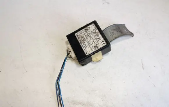 Mazda Premacy Other control units/modules ETS300220 G8D322AB 017488