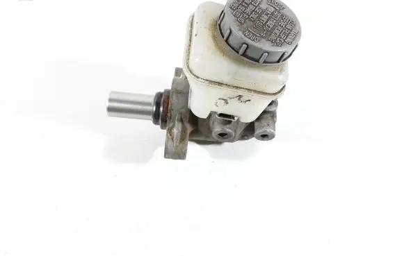 Suzuki XL7 I Master brake cylinder 52D20 36D