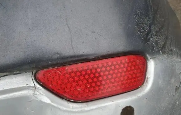 Chevrolet Captiva Rear tail light reflector
