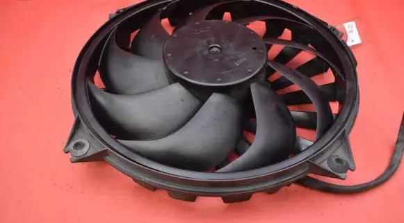 Peugeot Expert Electric radiator cooling fan