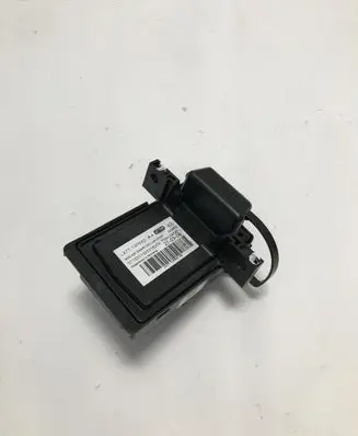 Ford Focus EUR ISO radio connector LX7T-14F642-AA