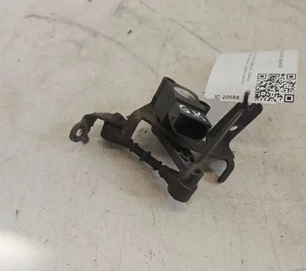 Jaguar XE Rear air suspension level height sensor GX733C28CDB