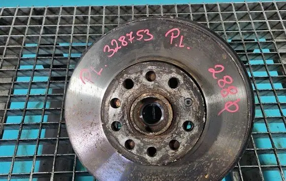 Volkswagen Jetta VI Front wheel hub spindle knuckle IMPRK1462335