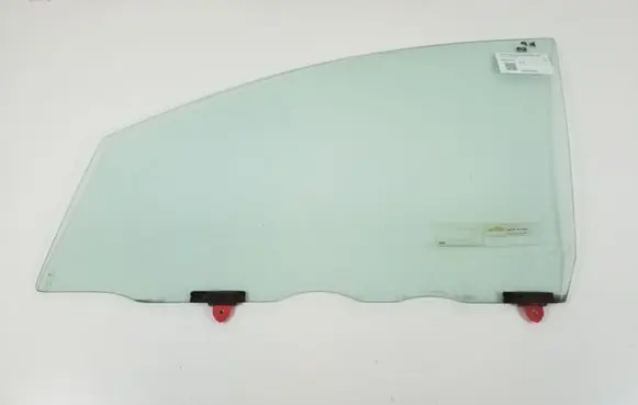 Toyota Avensis Verso Front door window/glass (coupe) 68102-44120